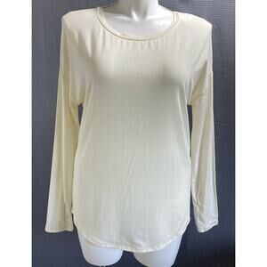 Under Armour Womens Top Cream Long Sleeve Fitted Heat Gear Scoop Neck NWT
